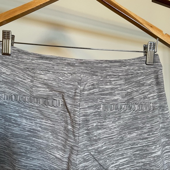 Lululemon Ready to Rulu Jogger - Picture 2 of 3